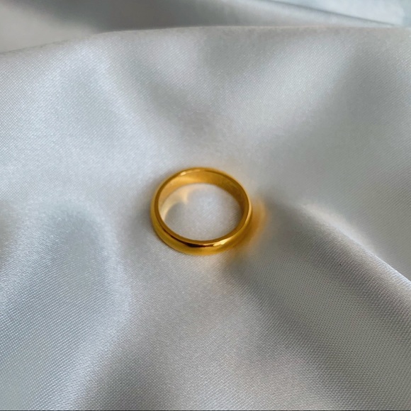 18k Gold Plated Bold Stacker Ring - Picture 2 of 2